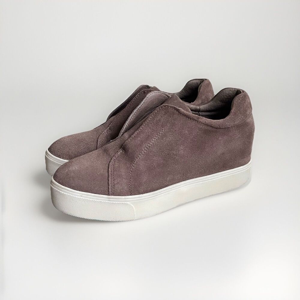 J/Slides NYC Womens Size 7.5M Suede Hidden Wedge Sneakers Taupe Slip On Platform